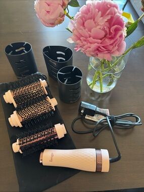 L’ange Multi Volume Hot Air Brush Set in Pink and Rose Gold